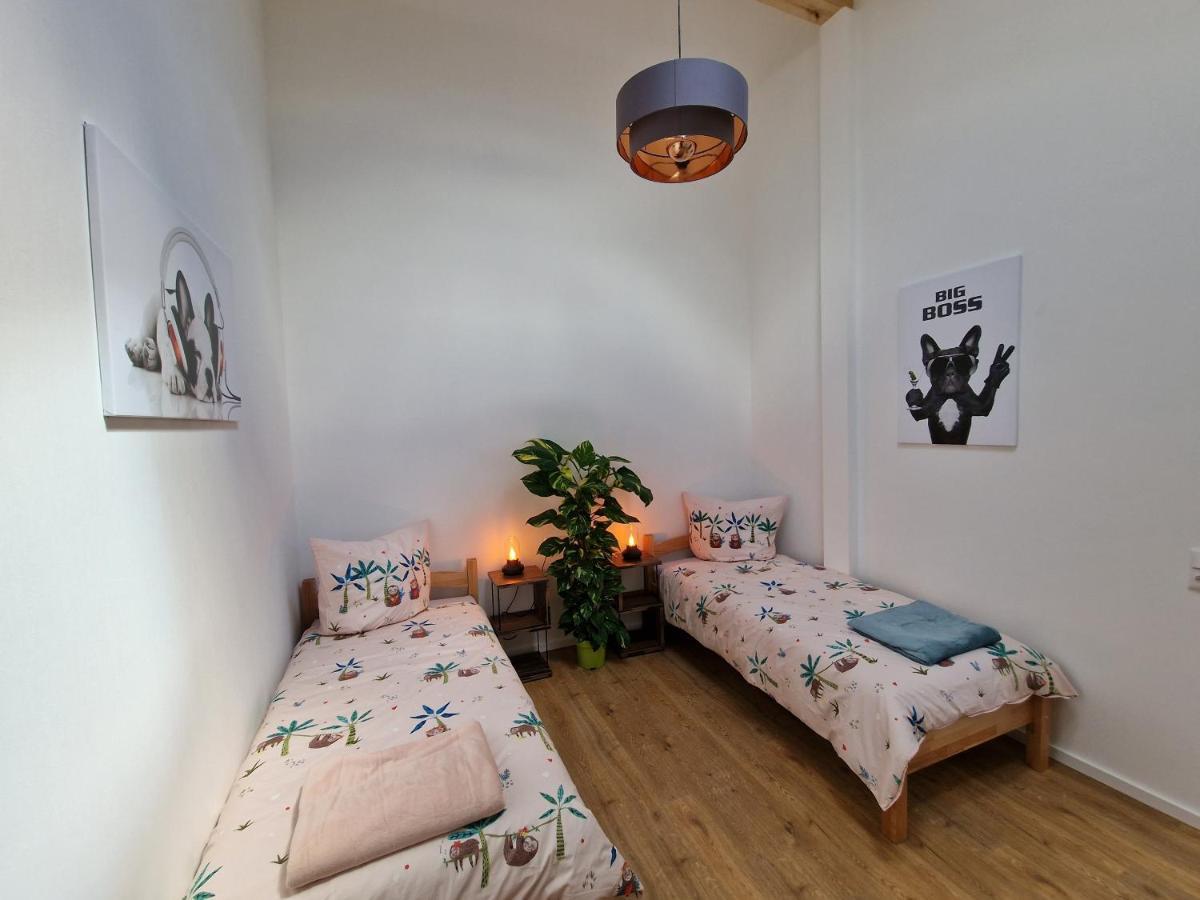 Ferienwohnung Eifeloase Нидеген Екстериор снимка